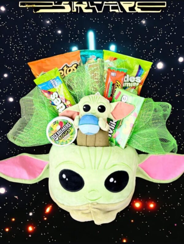 Baby Yoda Snack Basket